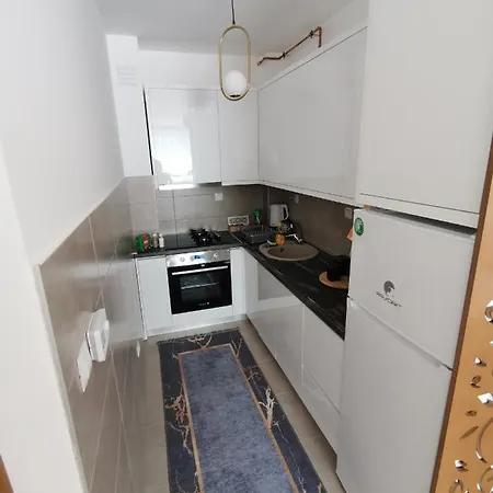 Capra Apartman *