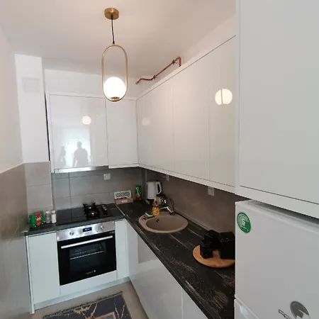 Capra Apartman *